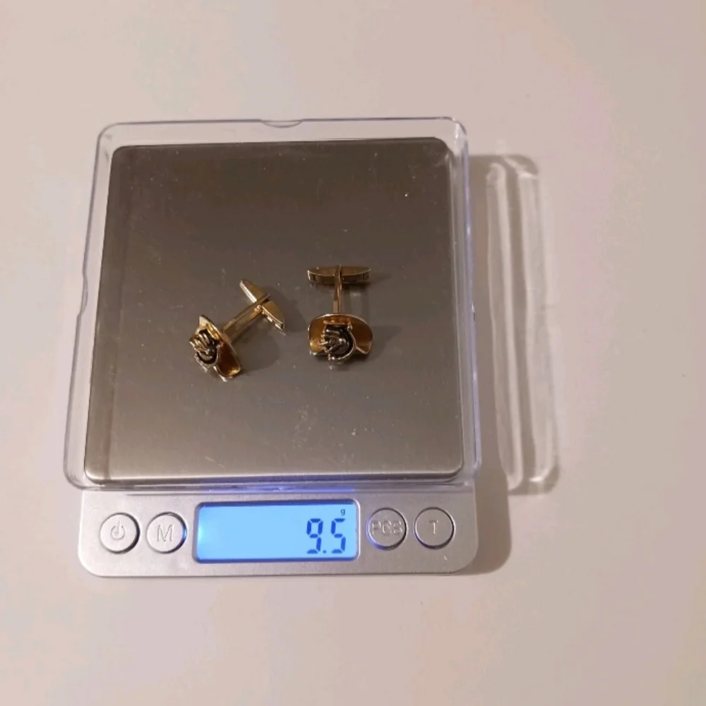 VTG Roman Soldier Warrior Cufflinks Gold Tone Black Enamel Mid Century Knight